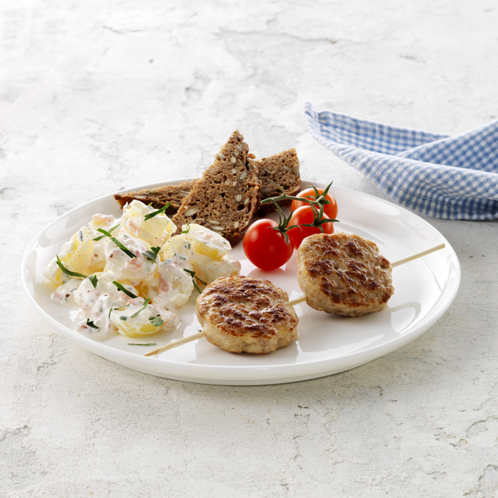 Frikadeller med kartoffelsalat på pind _L.jpg
